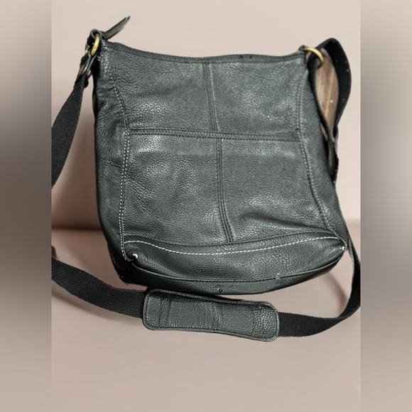 The Sak Black Pebble Leather Crossbody Bag VGUC (Minor Corner Wear) - Picture 3 of 11